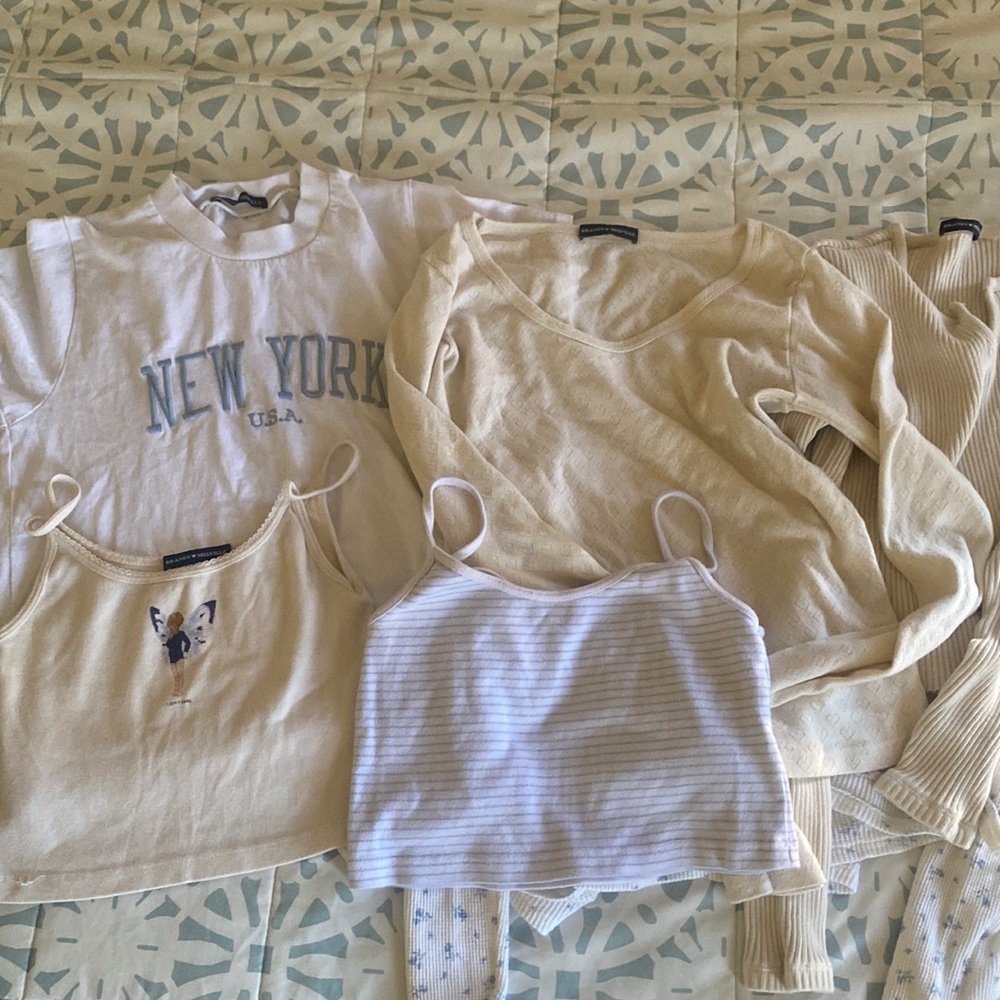 5 pieces tops Brandy melville